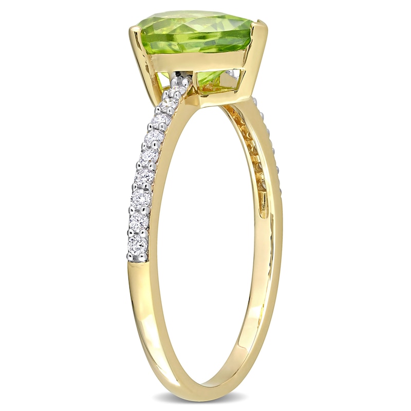 Pear-Shaped Peridot and 0.14 CT. T.W. Diamond Ring in 14K Gold