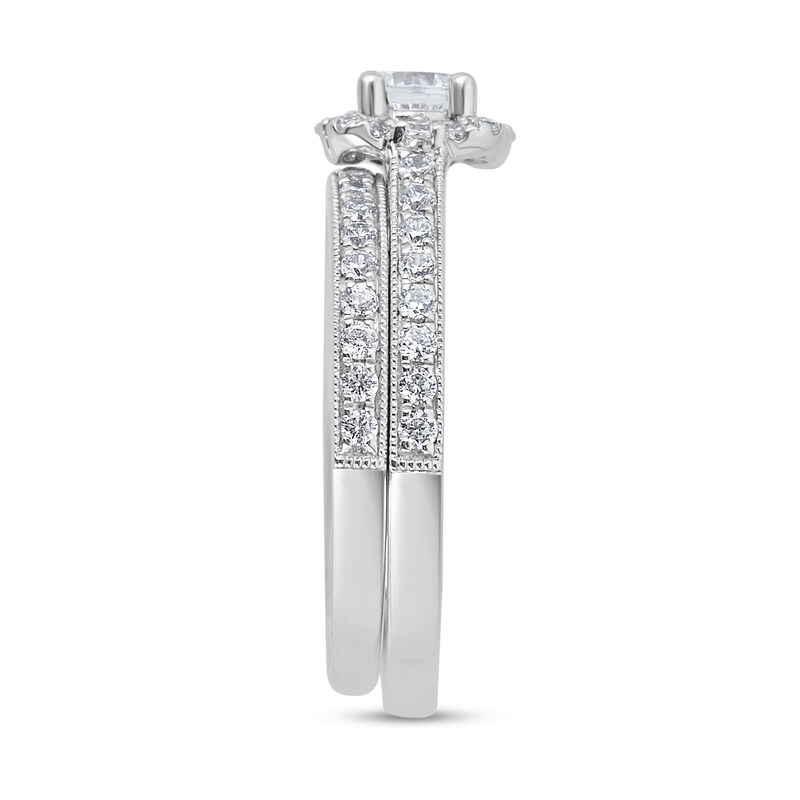 0.97 CT. T.W. Diamond Scallop Edge Frame Bridal Set in 14K White Gold
