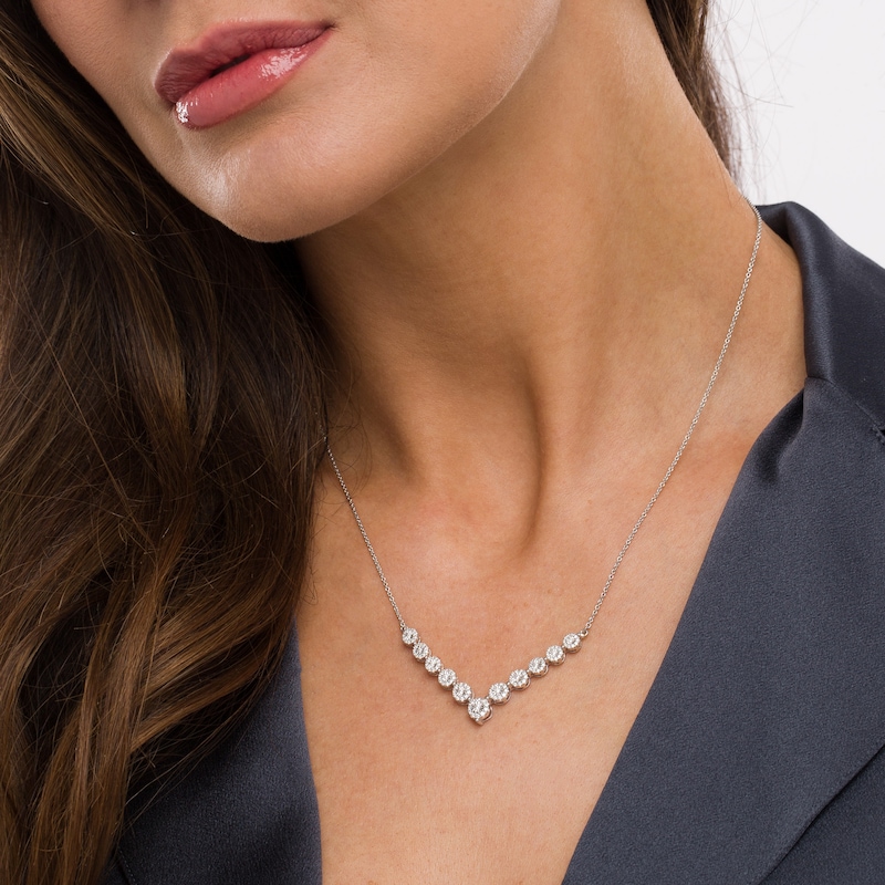 0.50 CT. T.W. Diamond Chevron Necklace in 10K Gold