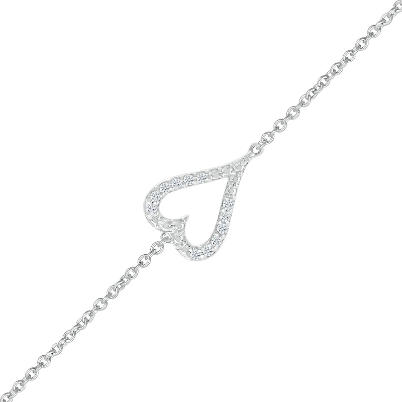 0.04 CT. T.W. Diamond Single Heart Station Bracelet in Sterling Silver - 7.5"|Peoples Jewellers