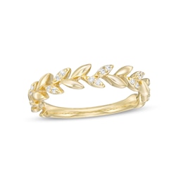 0.085 CT. T.W. Diamond Leaves Wedding Band in 10K Gold