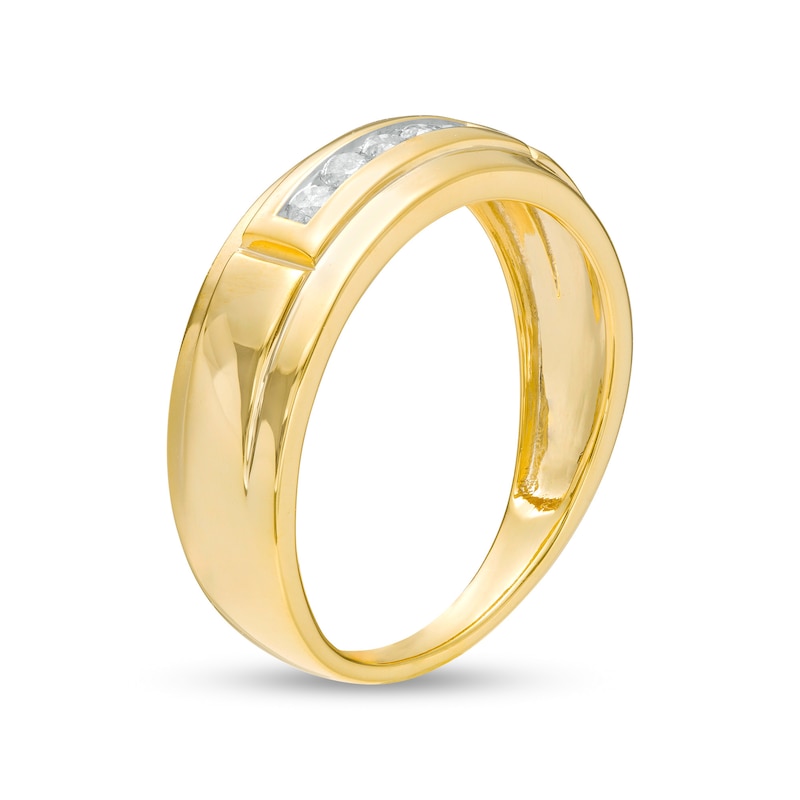 Main Image 3 of 0.23 CT. T.W. Diamond Five Stone Wedding Band in 10K Gold