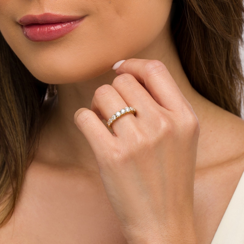 Main Image 2 of 0.50 CT. T.W. Diamond Nine Stone Anniversary Band in 10K Gold