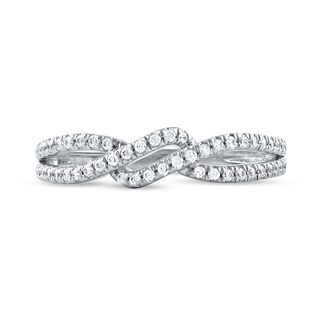0.25 CT. T.W. Diamond Bypass Twist Split Shank Ring in 10K Gold