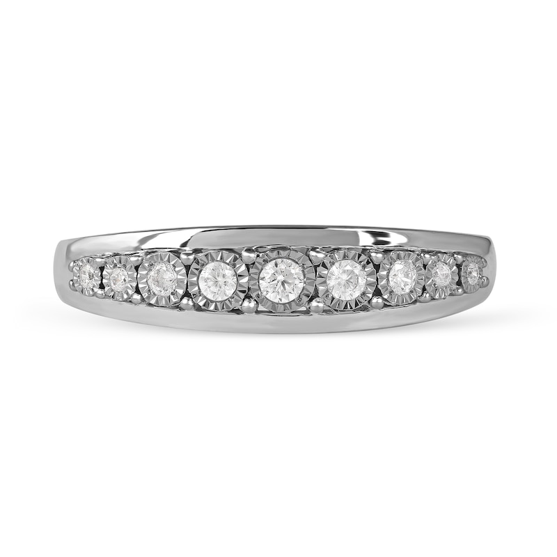 0.15 CT. T.W. Diamond Single Row Nine Stone Ring in 10K Gold
