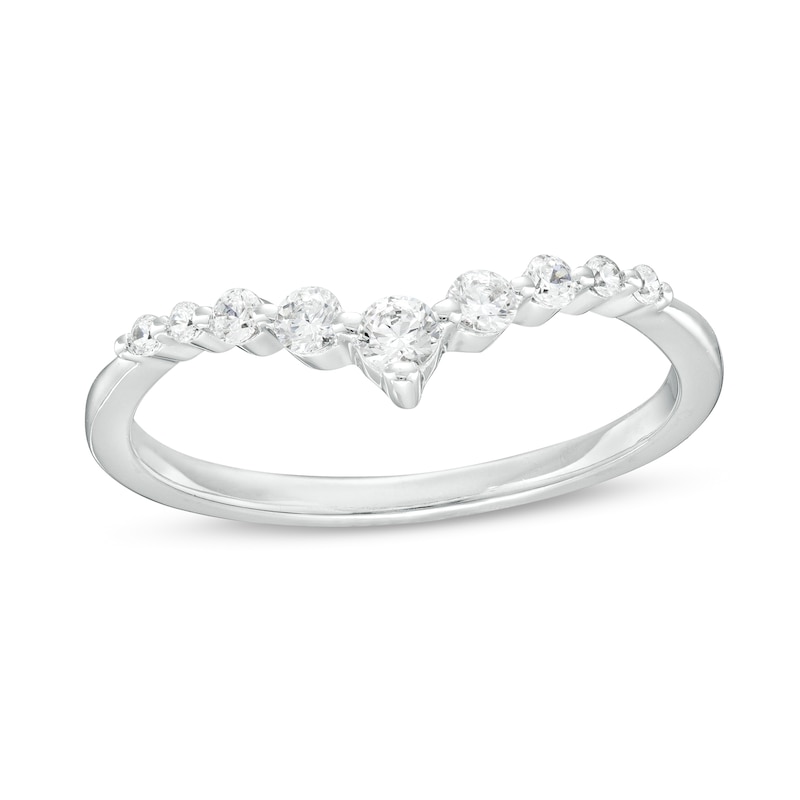 0.25 CT. T.W. Diamond Graduated Chevron Anniversary Band in 14K White Gold|Peoples Jewellers