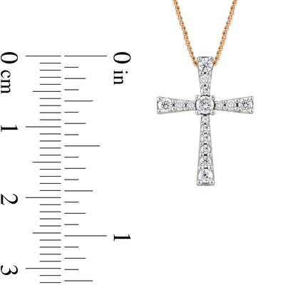0.33 CT. T.W. Diamond Graduated Cross Pendant in 10K Rose Gold