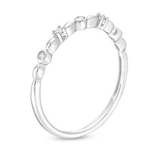 0.05 CT. T.W. Diamond Five Stone Anniversary Band in 10K Gold