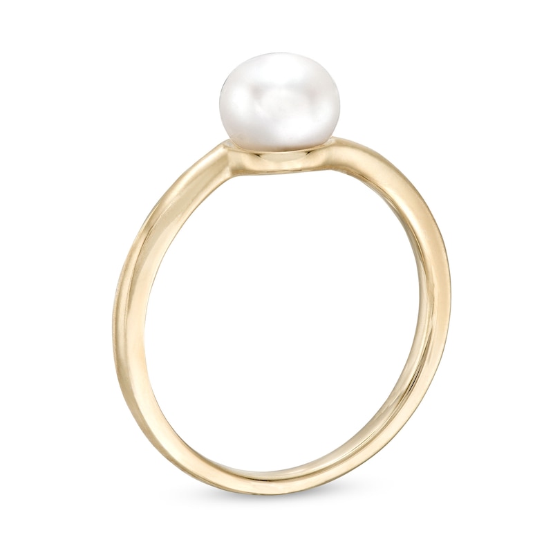 6.0mm Cultured Freshwater Pearl Bypass Ring in 10K Gold