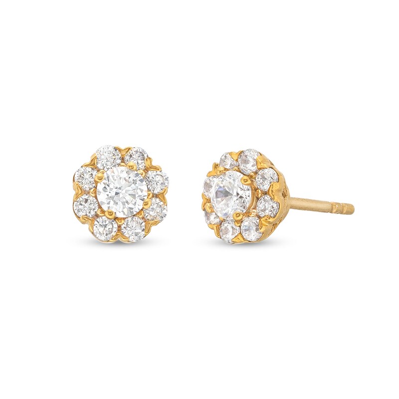 Main Image 1 of 0.25 CT. T.W. Multi-Diamond Flower Stud Earrings in 10K Gold