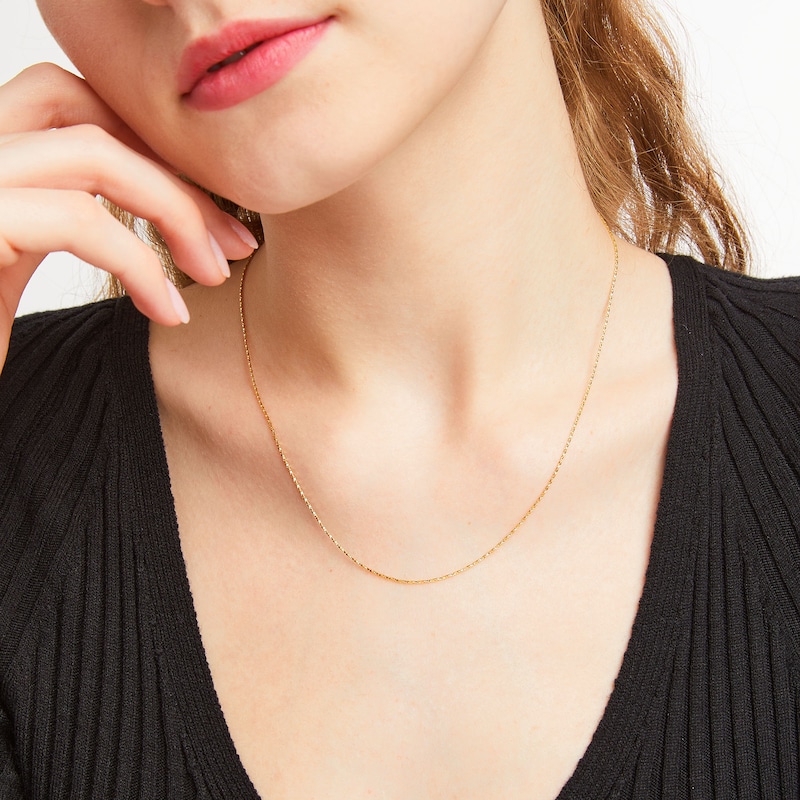 Main Image 2 of 0.9mm Box Chain Necklace in Solid 14K Gold - 18"