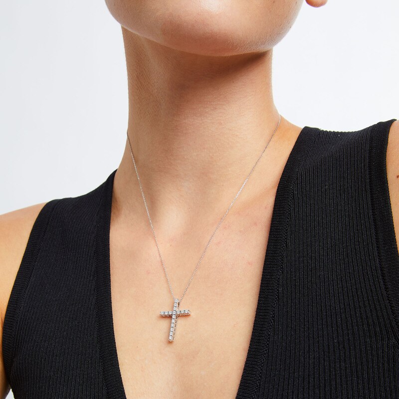 0.15 CT. T.W. Diamond Cross Pendant in Sterling Silver|Peoples Jewellers