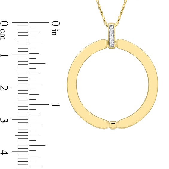 Eternally Bonded Men's Diamond Accent Bail Circle Pendant in 14K Gold