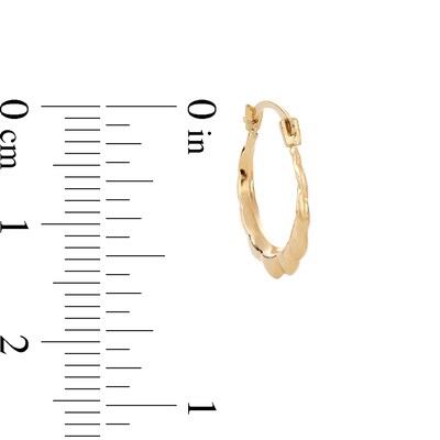 14.0mm Scalloped Hoop Earrings in 14K Gold