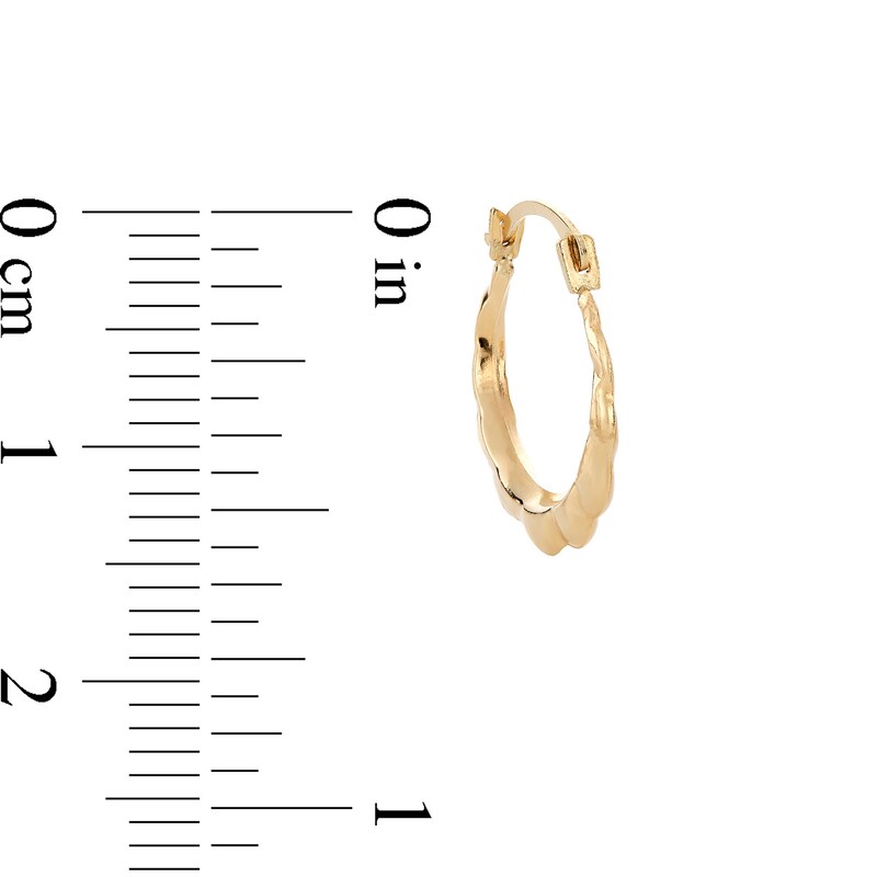 Main Image 3 of 14.0mm Scalloped Hoop Earrings in 14K Gold