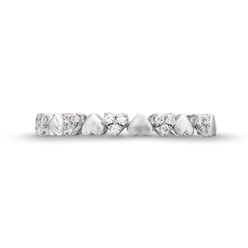 0.10 CT. T.W. Multi-Diamond Alternating Hearts Band in 10K White Gold