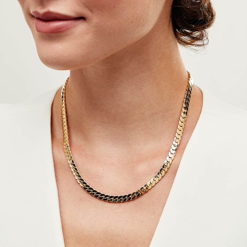 Main Image 2 of 5.7mm Flat Curb Chain Necklace in Hollow 18K Gold - 18"