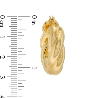 20.4mm Diamond-Cut Twist Hoop Earrings in Sculpted Hollow 14K Gold