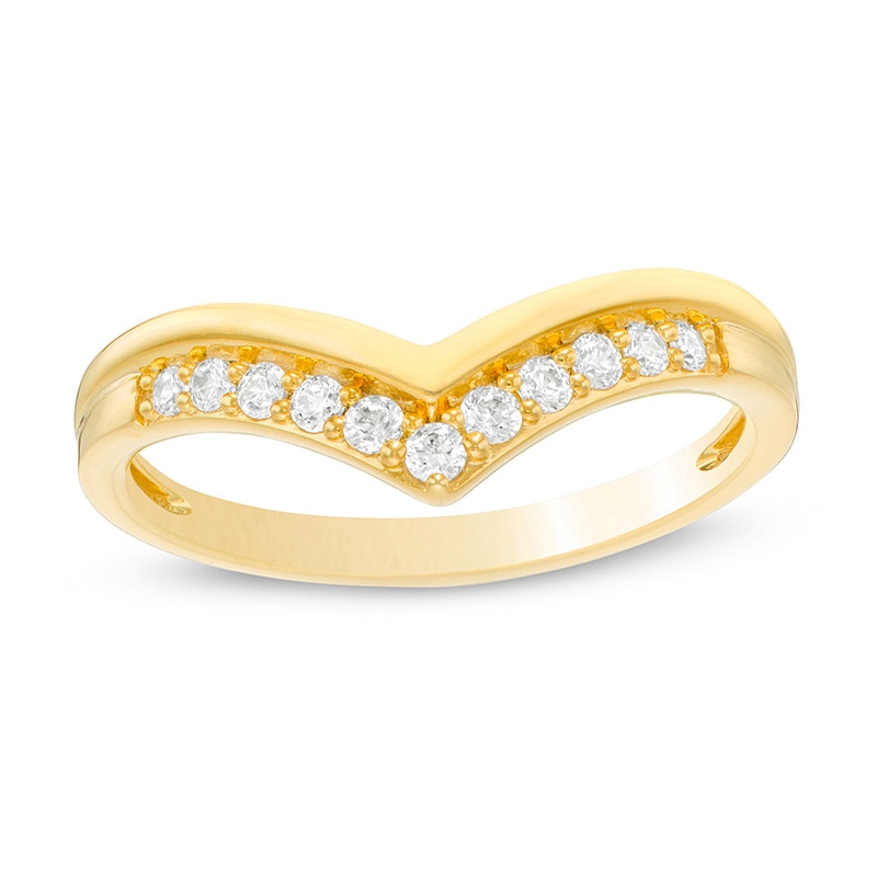 Previously Owned - 0.18 CT. T.W. Diamond Chevron Wedding Band in 10K Gold