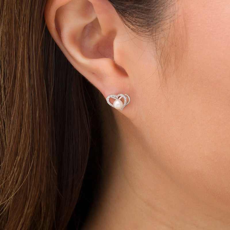 Previously Owned - The Kindred Heart from Vera Wang Love Collection Freshwater Cultured Pearl and Diamond Stud Earrings in Sterling Silver