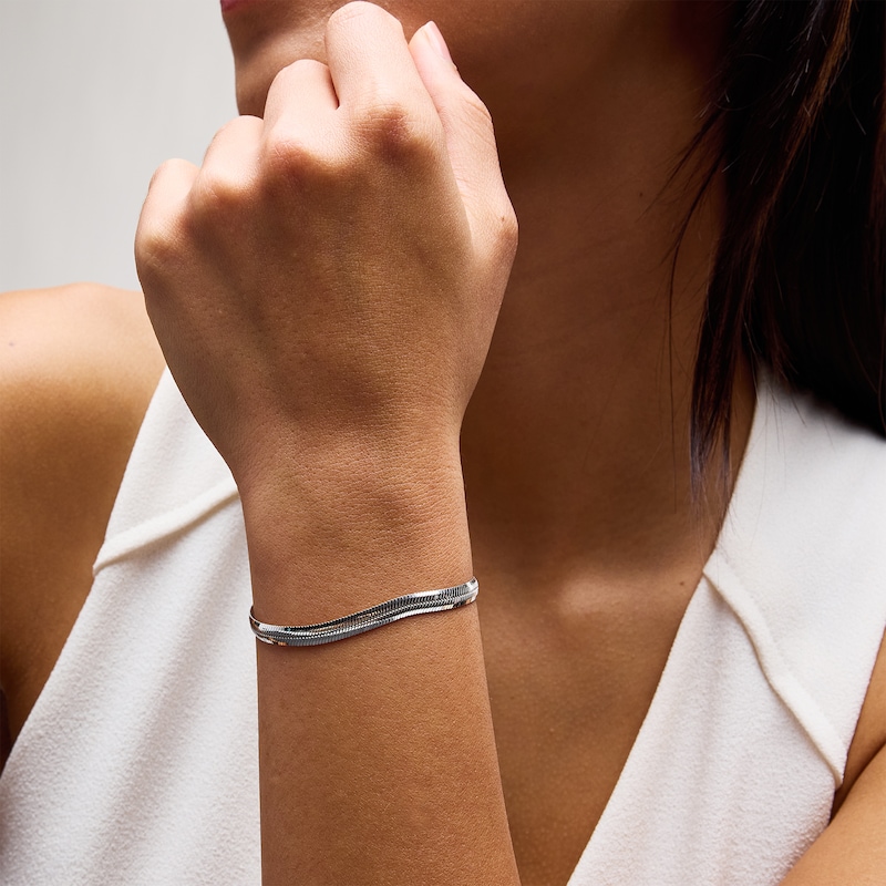 Main Image 2 of 4.5mm Diamond-Cut Herringbone Chain Bracelet in Solid Sterling Silver - 7.5"