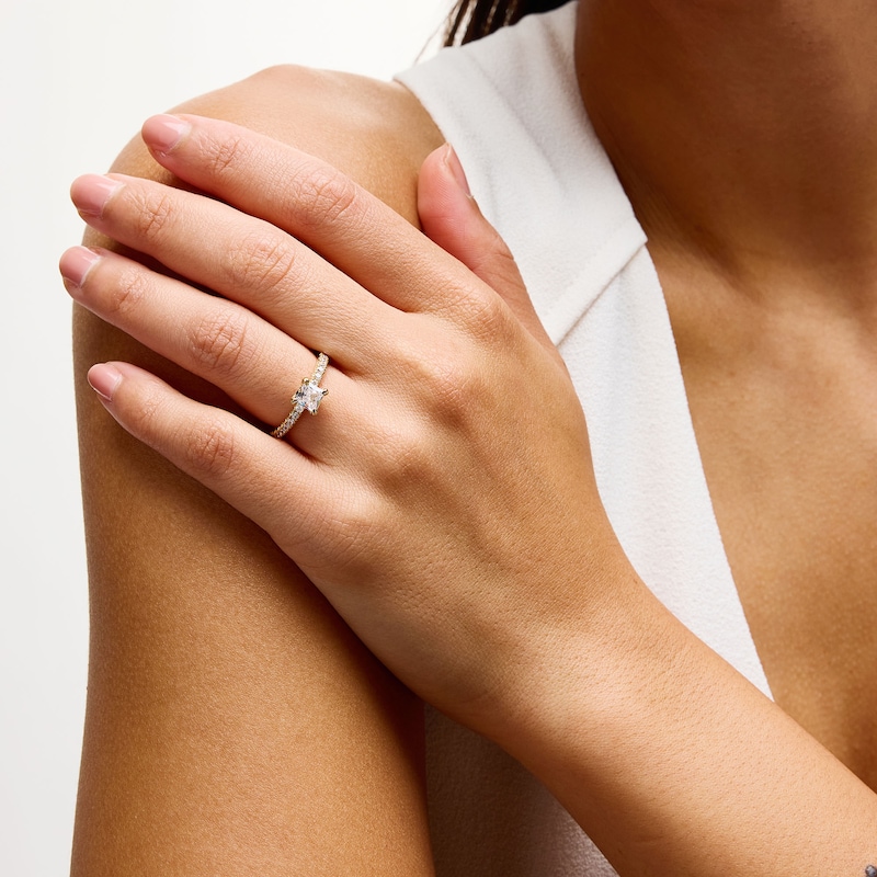 Main Image 2 of Vera Wang Love Collection 1.11 CT. T.W. Princess-Cut Certified Diamond Engagement Ring in 18K Gold (F/SI2)