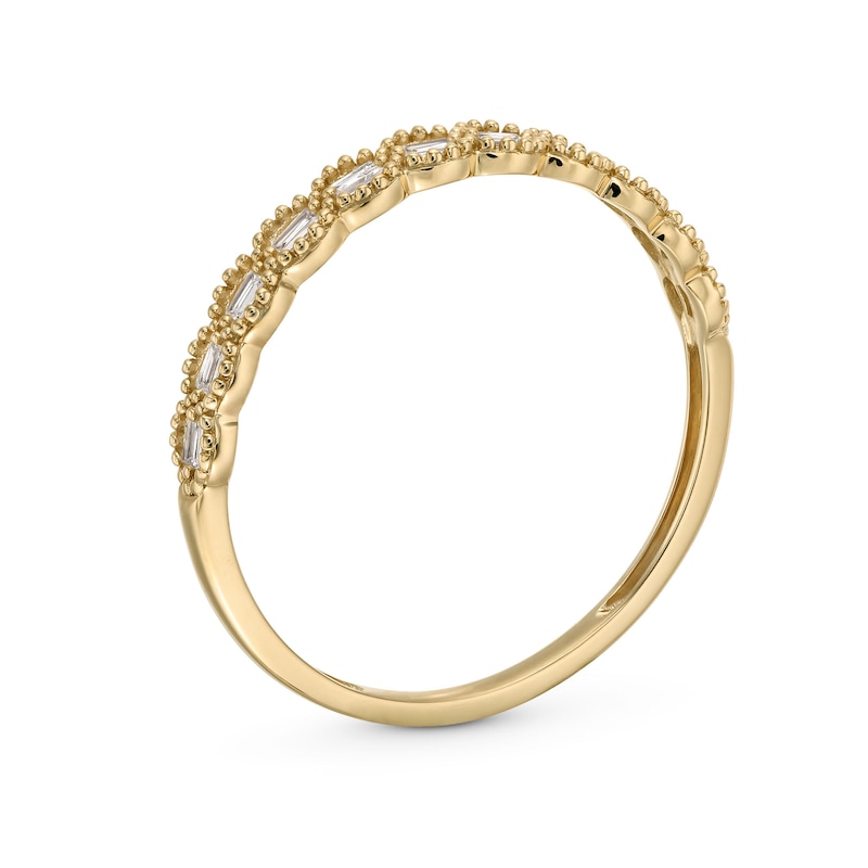 Main Image 3 of 0.065 CT. T.W. Baguette Diamond Scallop Edge Vintage-Style Stackable Anniversary Band in 10K Gold