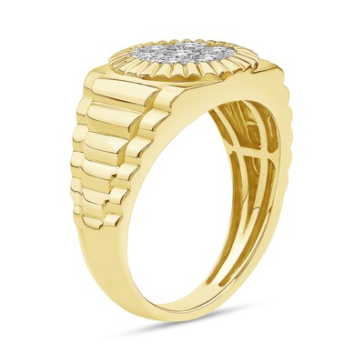 0.15 CT. T.W. Multi-Diamond Coin-Edge Frame Ribbed Shank Ring in 10K Gold