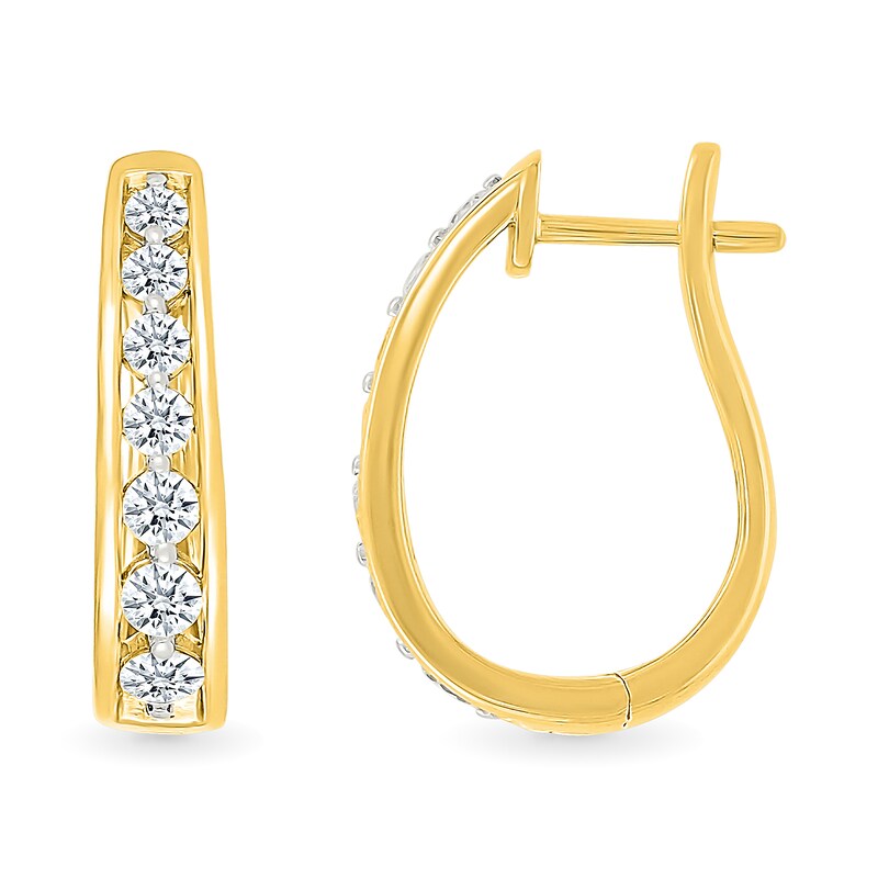 0.95 CT. T.W. Diamond Graduated Oval Hoop Earrings in 10K Gold
