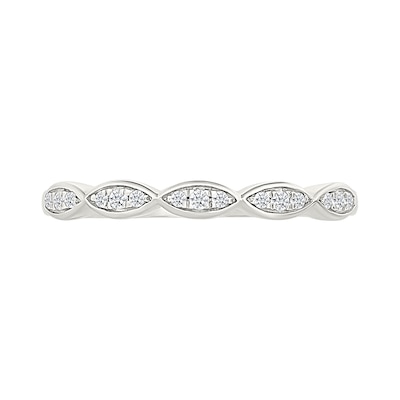 0.45 CT. T.W. Marquise-Shaped Multi-Diamond Flower Frame Scallop Shank Bridal Set in 10K Gold