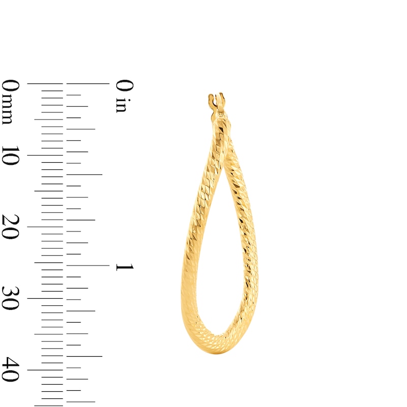 40.0mm Diamond-Cut Twist Oval Hoop Earrings in Hollow 18K Gold