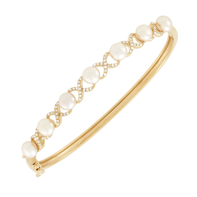 Main Image 1 of 5.5-6.0mm Button Freshwater Cultured Pearl and 0.23 CT. T.W. Diamond “XO” Bangle in 10K Gold