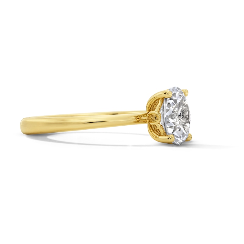 Main Image 4 of 1.00 CT. T.W. Oval Canadian Certified Diamond Solitaire Ring in 14K Gold (I/I1)