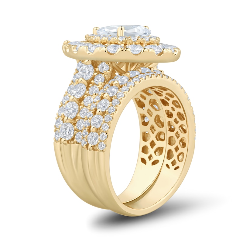 Main Image 3 of 3.95 CT. T.W. Pear-Shaped Certified Lab-Grown Diamond Bridal Set in 14K Gold (F/VS2)