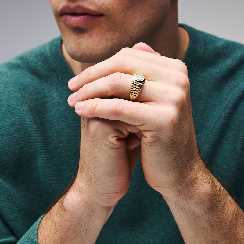 Main Image 2 of 0.25 CT. T.W. Multi-Diamond Ring in 10K Gold