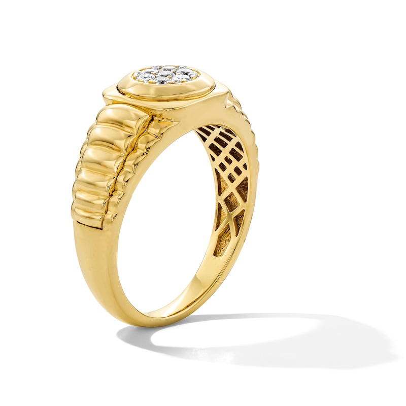 Main Image 3 of 0.25 CT. T.W. Multi-Diamond Ring in 10K Gold