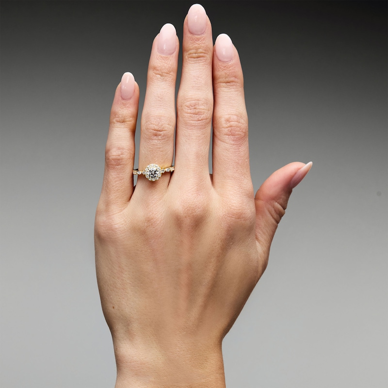 Vera Wang Love Collection 0.80 CT. T.W. Diamond Frame Engagement Ring in 14K Gold