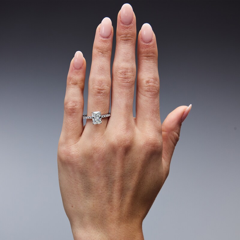 Neil Lane Artistry 2.45 CT. T.W. Radiant-Cut Certified Lab-Grown Diamond Engagement Ring in 14K White Gold (F/VS2)