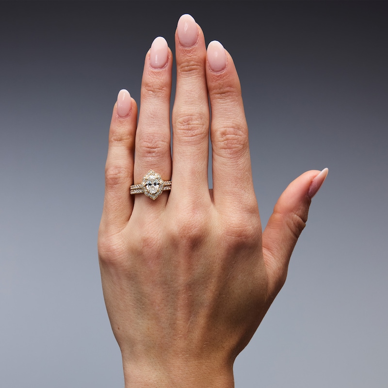 Neil Lane Artistry 1.68 CT. T.W. Oval Certified Lab-Grown Diamond Arabesque Bridal Set in 14K Gold