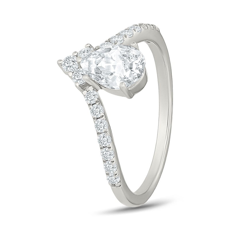 1.23 CT. T.W. Pear-Shaped Certified Lab-Grown Diamond Chevron Bridal Set 10K White Gold (F/VS2)