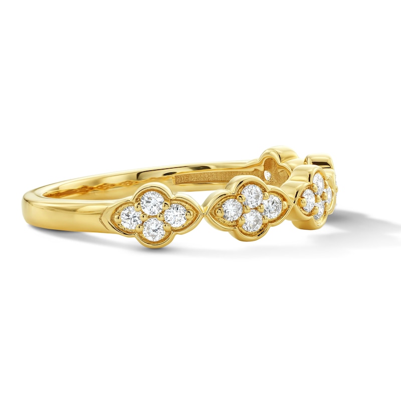0.25 CT. T.W. Certified Lab-Grown Diamond Quatrefoil Band 14K Gold (F/VS2)