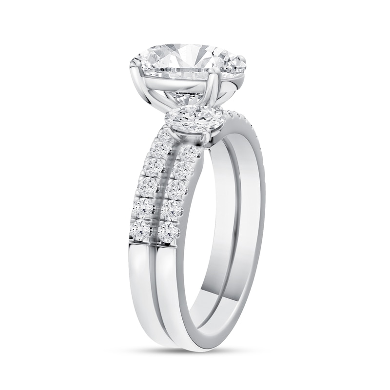 2.75 CT. T.W. Oval Certified Lab-Grown Diamond Bridal Set in 14K Gold (F/VS2