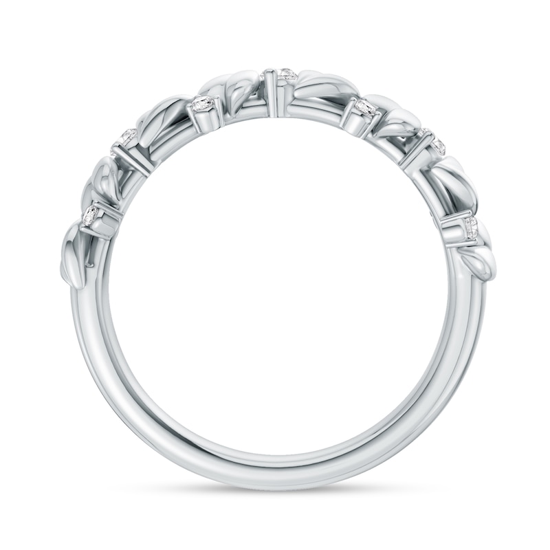 0.15 CT. T.W. Lab-Grown Diamond Alternating Hearts Ring in 14K Gold (F/VS2