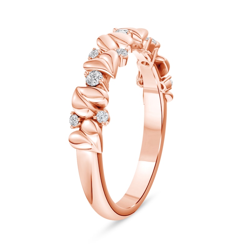 0.15 CT. T.W. Lab-Grown Diamond Alternating Hearts Ring in 14K Rose Gold (F/VS2)