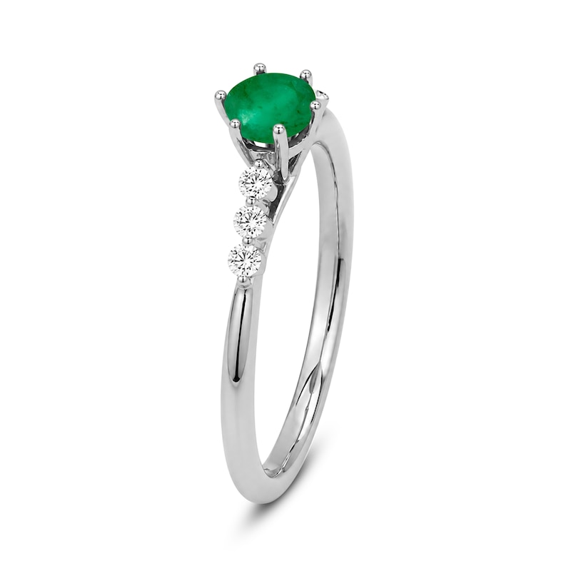 Emerald and 0.08 CT. T.W. Diamond Ring 14K White Gold