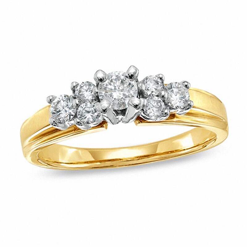 Main Image 1 of Previously Owned - 0.25 CT. T.W. Diamond Engagement Ring in 14K Gold