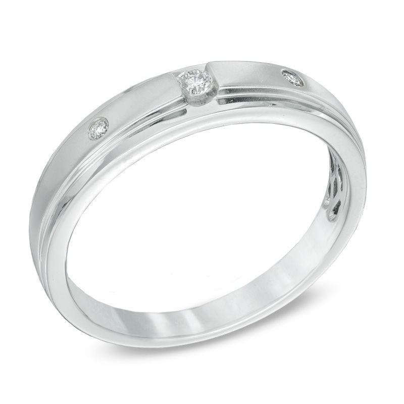 Main Image 2 of Previously Owned - 0.10 CT. T.W. Three Stone Diamond Ring in 10K White Gold