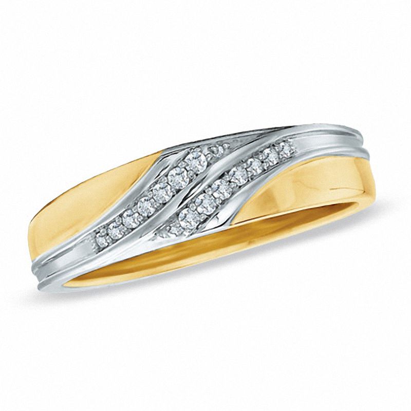 Previously Owned - Men's 0.12 CT. T.W. Diamond Slant Wedding Band in 10K Gold