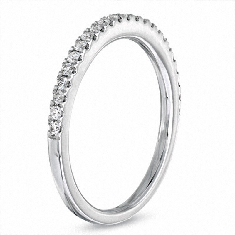 Previously Owned - Vera Wang Love Collection 0.23 CT. T.W. Diamond Anniversary Band in 14K White Gold|Peoples Jewellers