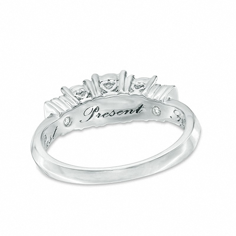 Previously Owned - 0.25 CT. T.W. Diamond Three Stone Ring in 10K White Gold